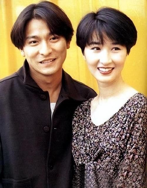刘德华比他老婆大几岁 年龄差背后的幸福生活