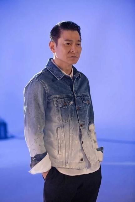 刘德华油头发型适合什么脸型 圆脸方脸都能驾驭