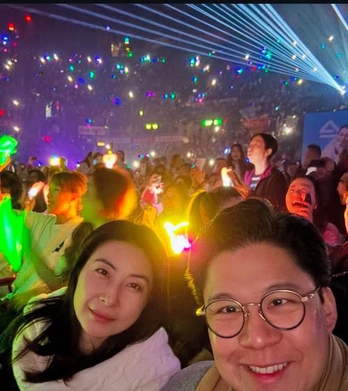 刘德华演唱会嘉宾阵容强大，李嘉欣惊喜现身？
