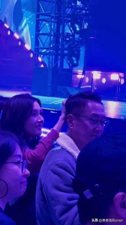 刘德华演唱会嘉宾阵容强大，李嘉欣惊喜现身？