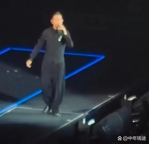 刘德华演唱会大哭原因揭秘原来是因为这件事