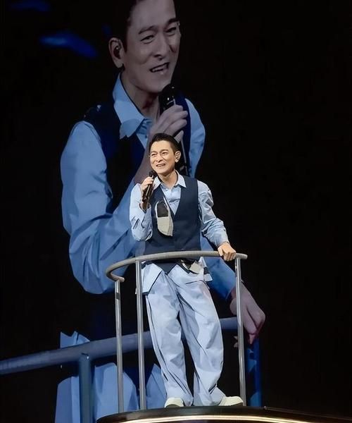 刘德华王者归来专场演唱会 重温天王巅峰时刻