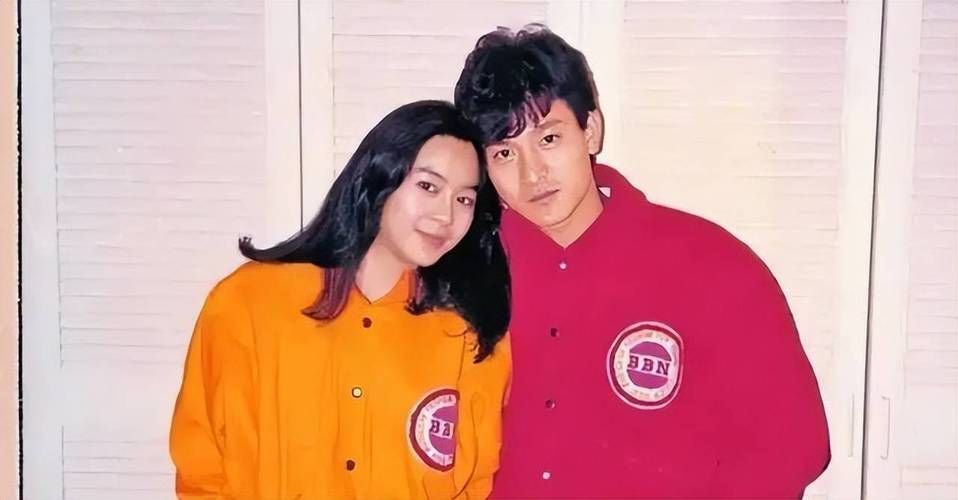刘德华现任老婆背景揭秘 她与天王的爱情故事