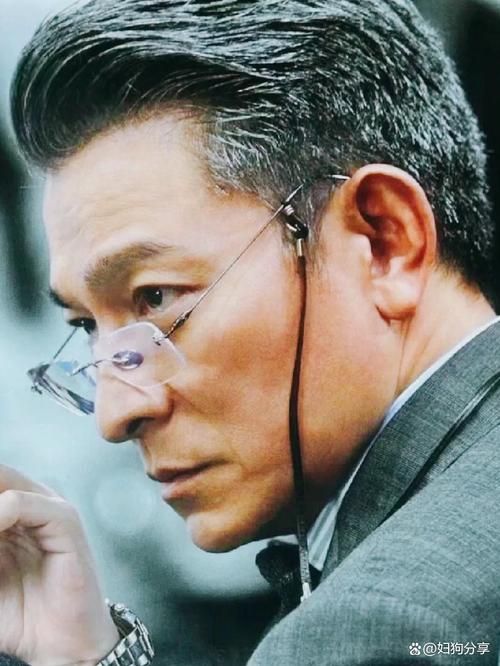 刘德华白头发，一代天王的青春记忆