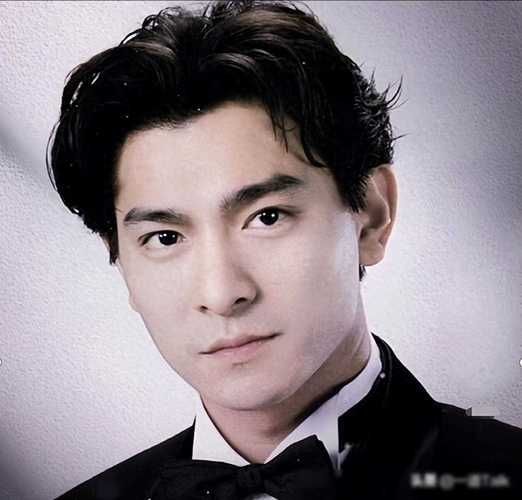 刘德华白头发，一代天王的青春记忆