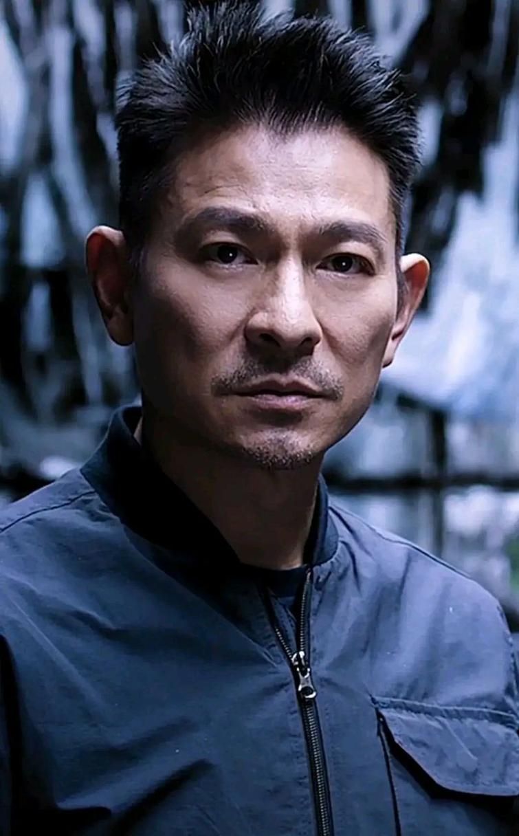 刘德华的五官无人能敌 盘点天王最帅的五个瞬间
