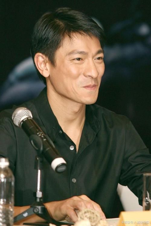 刘德华的信仰揭秘 佛教如何影响他的巨星人生