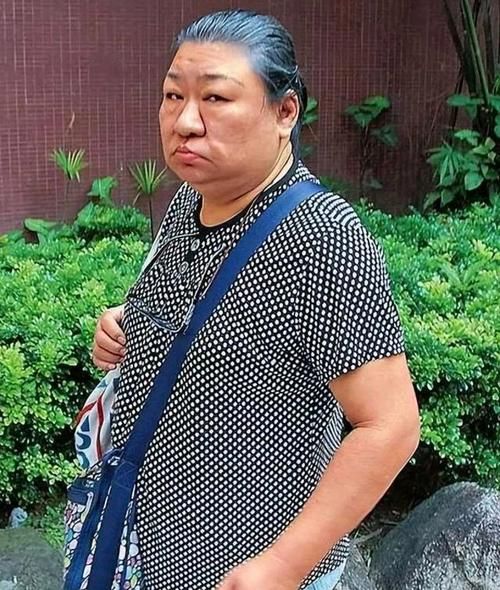 刘德华的大姐是谁？她与刘德华的关系如何？