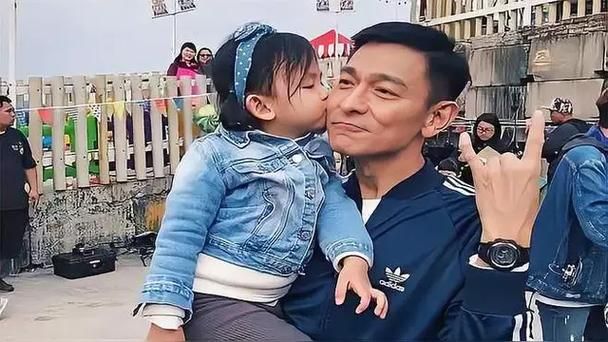 刘德华的女儿刘向蕙：富养下的优秀女孩
