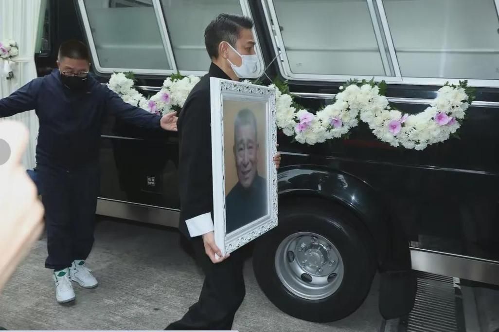 刘德华的家人：从父亲葬礼看刘德华家族成员的现状