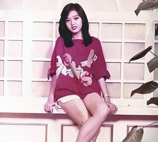 刘德华的老婆叫什么名字 揭秘天王背后的女人