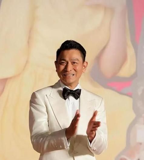 刘德华真实人品获赞 看他如何对待身边人