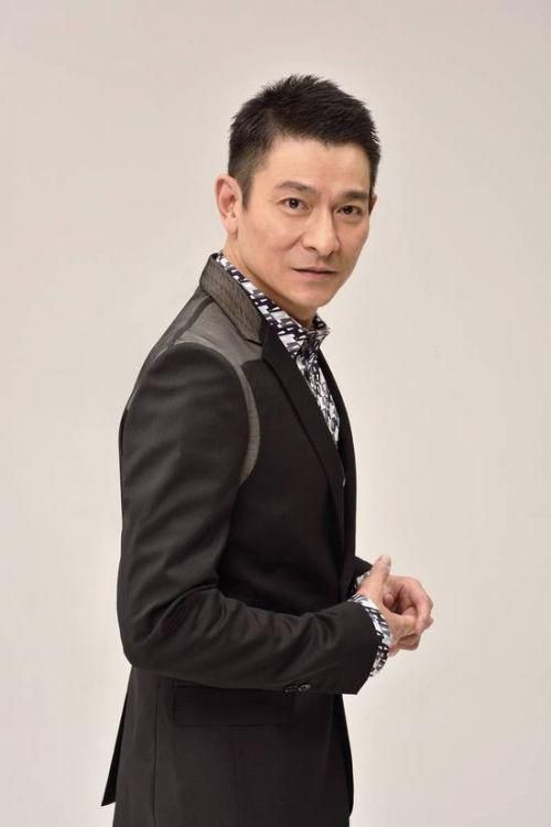 刘德华短发造型大盘点，哪一款最帅？