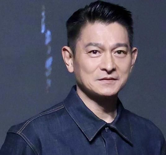 刘德华穿中山装太帅了 这些照片你一定没见过