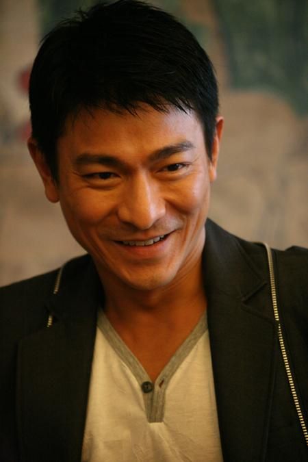 刘德华籍贯是哪里 带你了解天王的出生地