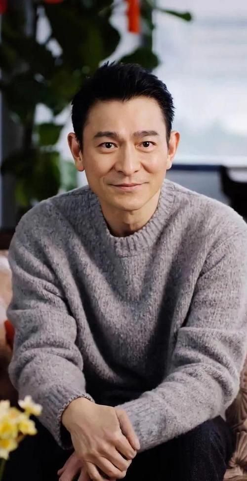 刘德华粉丝自杀事件暴露心理健康隐患