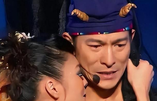 刘德华结婚了么 带你了解天王的感情生活