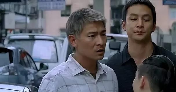 刘德华给EXO颁奖：天王风度与小鲜肉的冷漠？