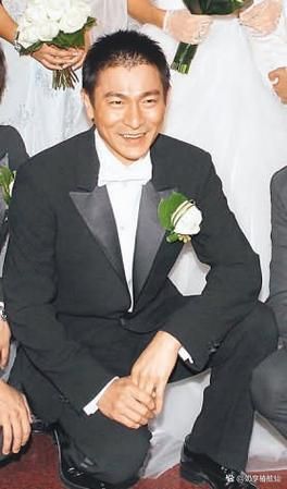 刘德华给谁当过伴郎娱乐圈哪些人请得动他