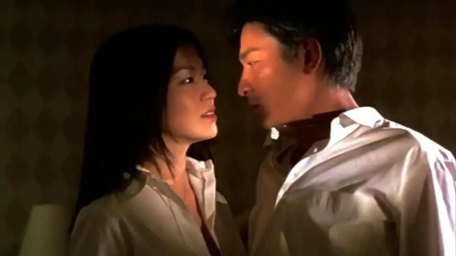 刘德华罕见吻戏曝光：幕后故事大揭秘