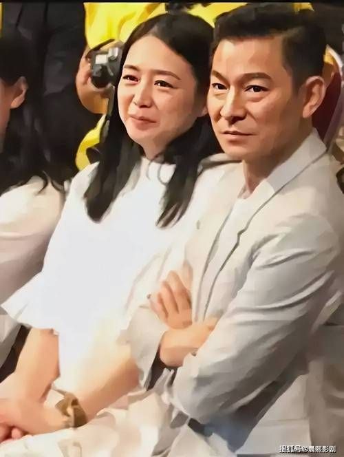 刘德华老婆女儿生活揭秘 低调幸福的明星家庭