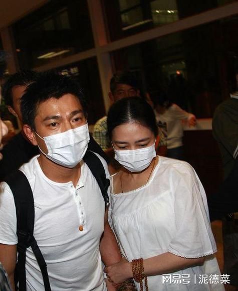 刘德华老婆朱丽倩照片合集 罕见生活照大公开