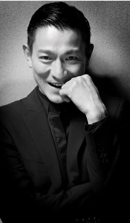 刘德华腿伤原因揭秘原来是因为这个动作