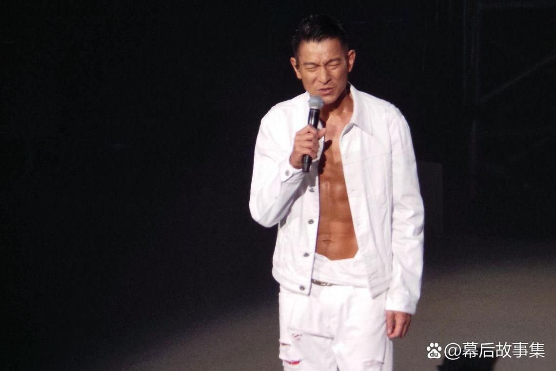 刘德华艺术人生独家专访讲述成功背后的坚持与付出