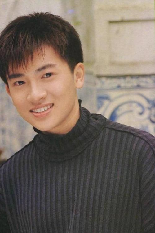 刘德华苏有朋：卸妆后颜值大对比，谁更抗老？