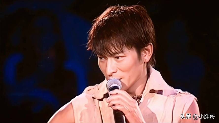 刘德华获奖歌曲合集：听歌忆青春，致敬天王巨星