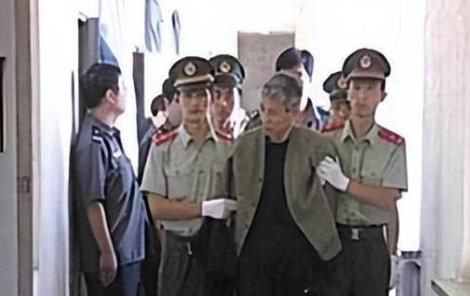 刘德华被刘涌打耳光：那场震惊娱乐圈的商演风波