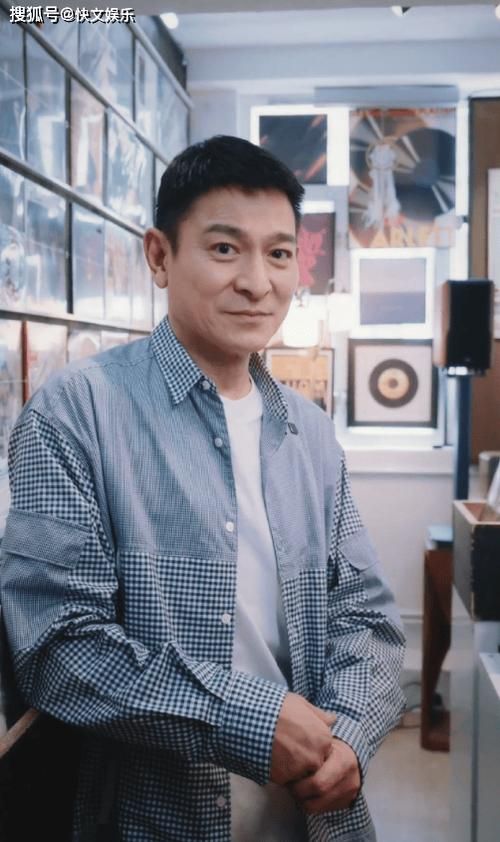 刘德华资料个人资料完整版 他的家庭背景和事业经历