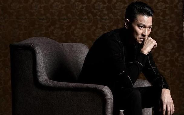 刘德华资料个人资料完整版 他的家庭背景和事业经历