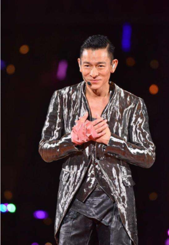 刘德华跨年晚会视频合集：与华仔一起跨年