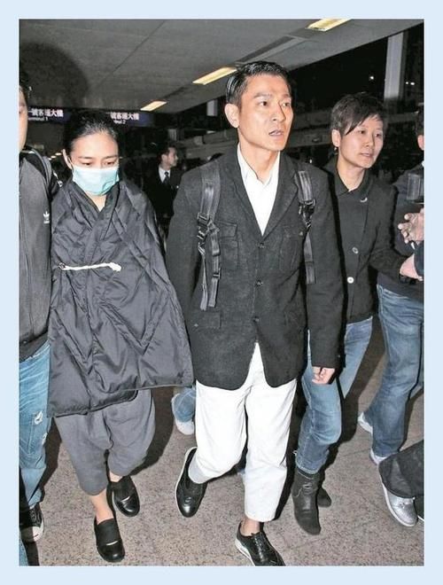 刘德华跳舞视频合集，带你重温经典时刻！