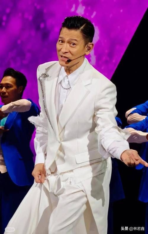 刘德华跳舞视频合集：天王劲歌热舞回顾