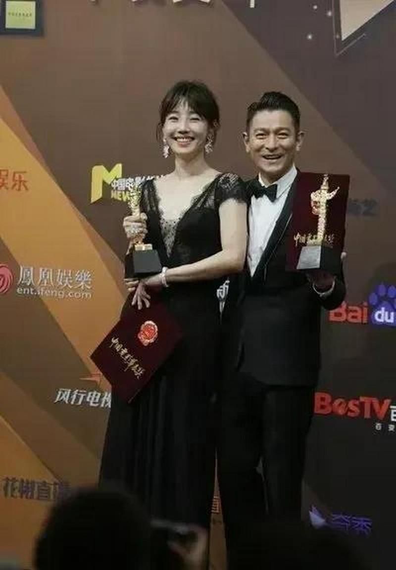 刘德华身高174cm是真的吗？粉丝偶遇后的真相！