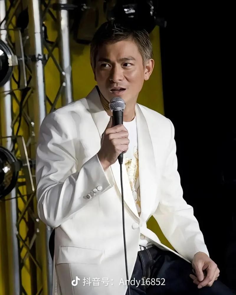 刘德华还会开演唱会吗粉丝们都在等
