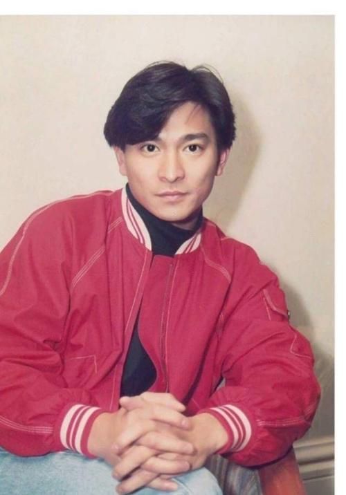 刘德华那年出生时家境如何 成名前辛酸往事回顾