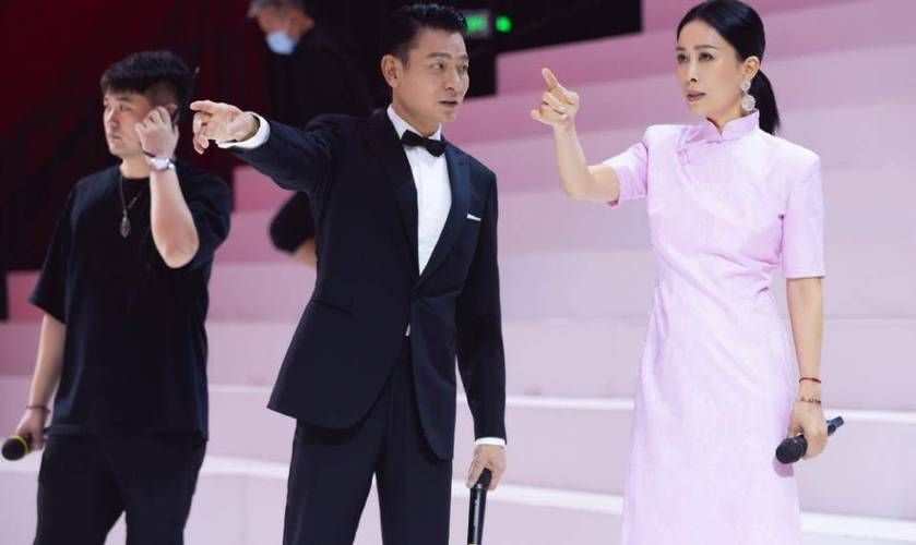 刘德华那英20年友谊回顾 从青涩到天王的成长路