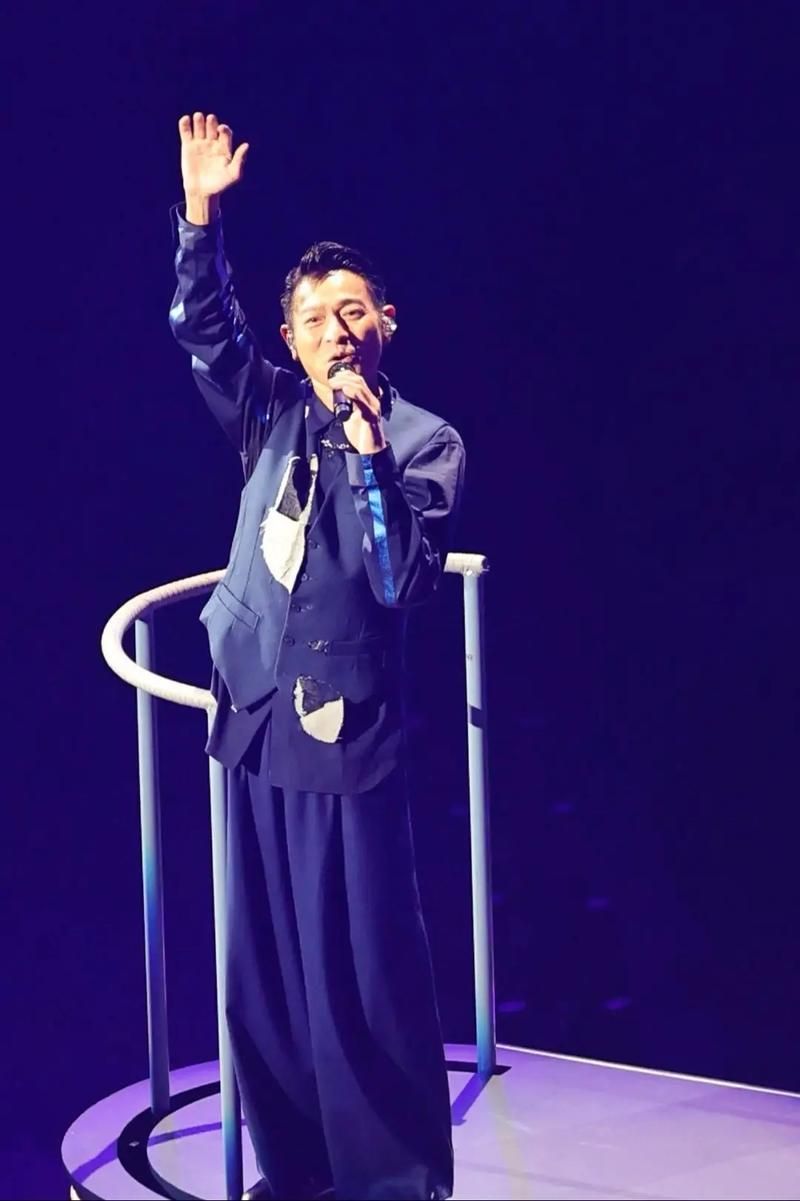 刘德华重庆演唱会视频精彩片段回顾分享