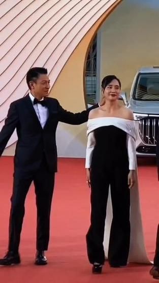 刘德华金鸡奖获奖视频完整版 看天王如何感谢粉丝