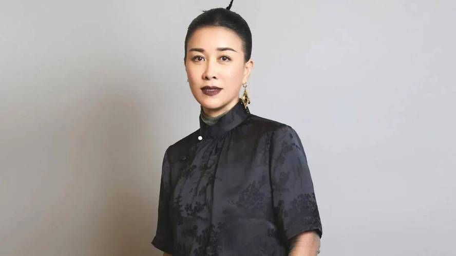 叶赫那拉那英个人资料曝光家庭背景与音乐生涯全解析