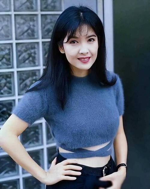 周慧敏刘德华视频高清修复 老片新看更有味道