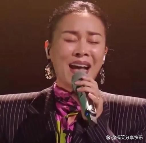 周杰伦那英合唱的歌这些现场版太震撼了