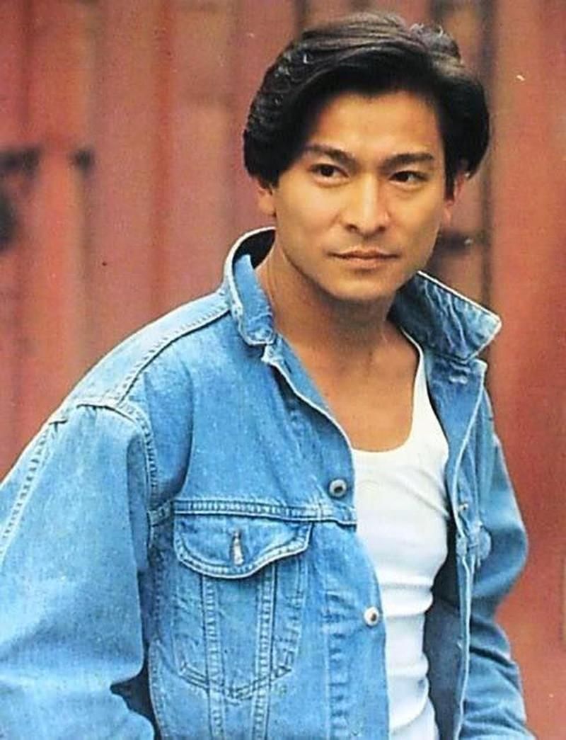 回顾刘德华年轻图片，感受不老男神的魅力！
