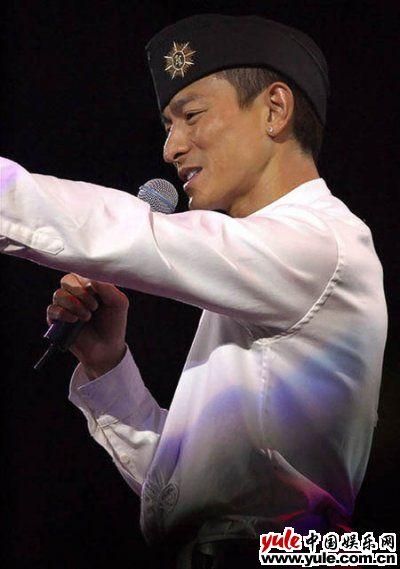 回顾经典：刘德华1996年日本演唱会精彩回顾