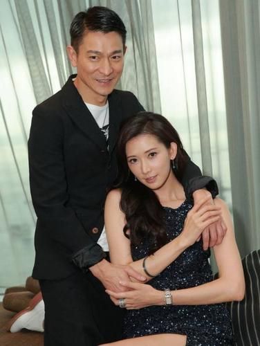 回顾经典：林志玲抱刘德华，金马奖的那些幕后瞬间！