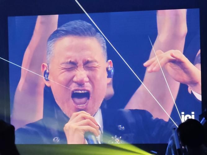 大上海主题曲张学友演唱现场版视频与乐评