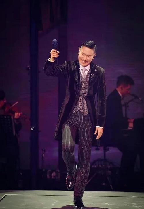 大上海主题曲张学友演唱现场版视频与乐评